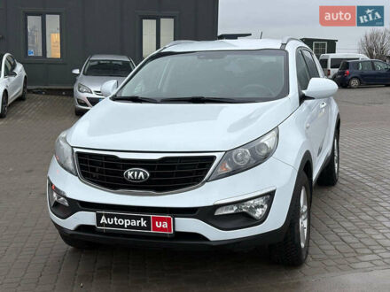 Белый Киа Sportage, объемом двигателя 2 л и пробегом 127 тыс. км за 14690 $, фото 1 на Automoto.ua