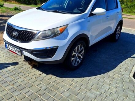 Киа Sportage 2015 в Николаеве на Automoto.ua Белый Киа Sportage, объемом двигателя 2.4 л и пробегом 122 тыс. км за 12800 $, фото 1 на Automoto.ua