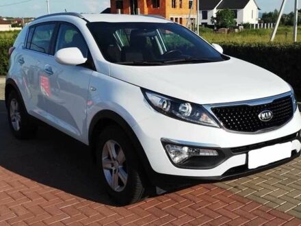 Киа Sportage 2015 в Хусте на Automoto.ua Белый Киа Sportage, объемом двигателя 0 л и пробегом 220 тыс. км за 14350 $, фото 1 на Automoto.ua