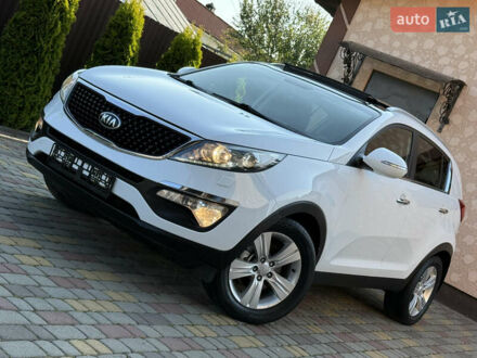 Белый Киа Sportage, объемом двигателя 1.7 л и пробегом 225 тыс. км за 14950 $, фото 1 на Automoto.ua