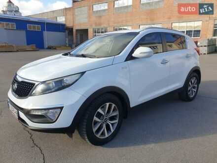 Кіа Sportage 2015 у Белой Церкве на Automoto.ua Білий Кіа Sportage, об'ємом двигуна 2 л та пробігом 155 тис. км за 17000 $, фото 1 на Automoto.ua