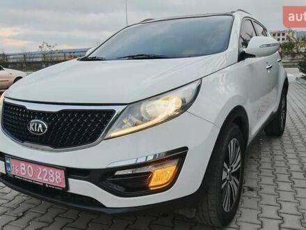 Білий Кіа Sportage, об'ємом двигуна 2 л та пробігом 211 тис. км за 15300 $, фото 1 на Automoto.ua