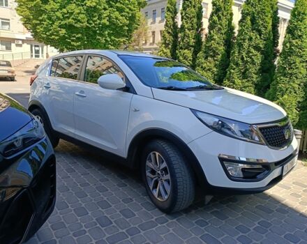 Белый Киа Sportage, объемом двигателя 2 л и пробегом 110 тыс. км за 16300 $, фото 1 на Automoto.ua