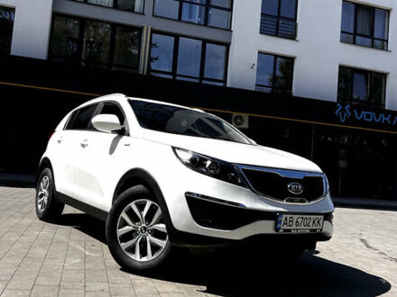 Белый Киа Sportage, объемом двигателя 2.4 л и пробегом 227 тыс. км за 13850 $, фото 1 на Automoto.ua