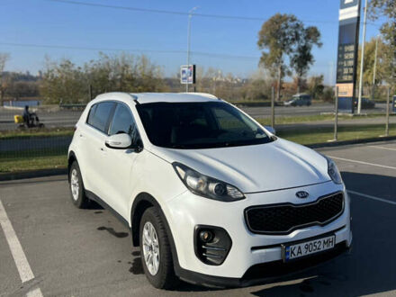 Киа Sportage 2016 в Киеве на Automoto.ua Белый Киа Sportage, объемом двигателя 2 л и пробегом 171 тыс. км за 15400 $, фото 1 на Automoto.ua