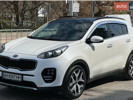 Киа Sportage 2016 в Одессе на Automoto.ua Белый Киа Sportage, объемом двигателя 2 л и пробегом 133 тыс. км за 18000 $, фото 1 на Automoto.ua