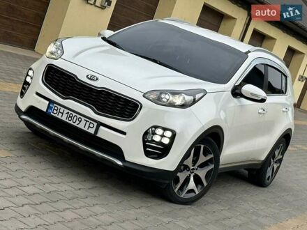 Кіа Sportage 2016 у Измаиле на Automoto.ua Білий Кіа Sportage, об'ємом двигуна 2 л та пробігом 187 тис. км за 18500 $, фото 1 на Automoto.ua