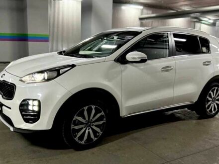 Кіа Sportage 2016 у Києві на Automoto.ua Білий Кіа Sportage, об'ємом двигуна 1.7 л та пробігом 111 тис. км за 14300 $, фото 1 на Automoto.ua