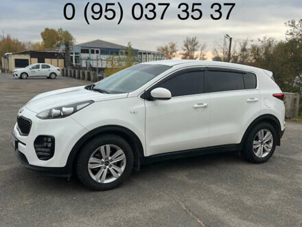 Белый Киа Sportage, объемом двигателя 1.7 л и пробегом 170 тыс. км за 16000 $, фото 1 на Automoto.ua