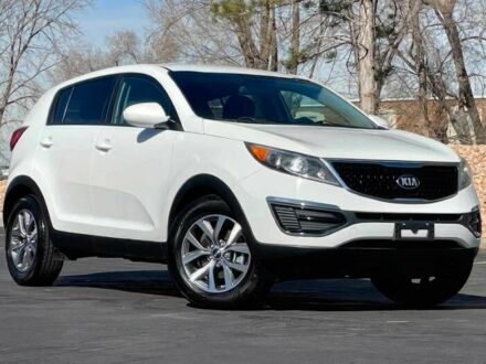Киа Sportage 2016 в Ивано-Франковске на Automoto.ua Белый Киа Sportage, объемом двигателя 2.4 л и пробегом 70 тыс. км за 10000 $, фото 1 на Automoto.ua