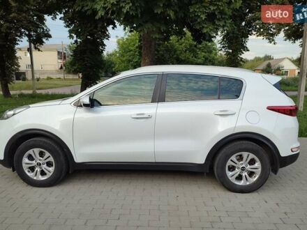 Киа Sportage 2016 в Прилуках на Automoto.ua Белый Киа Sportage, объемом двигателя 1.59 л и пробегом 131 тыс. км за 13900 $, фото 1 на Automoto.ua