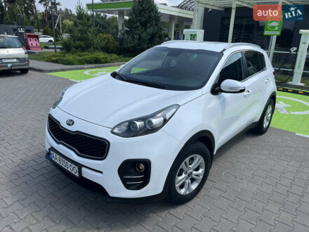 Киа Sportage 2016 в Виннице на Automoto.ua Белый Киа Sportage, объемом двигателя 1.69 л и пробегом 136 тыс. км за 15750 $, фото 1 на Automoto.ua