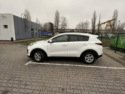 Белый Киа Sportage, объемом двигателя 1.7 л и пробегом 157 тыс. км за 16700 $, фото 1 на Automoto.ua