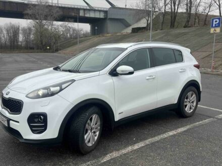 Белый Киа Sportage, объемом двигателя 0 л и пробегом 190 тыс. км за 15600 $, фото 1 на Automoto.ua