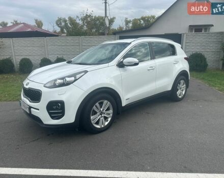 Белый Киа Sportage, объемом двигателя 2 л и пробегом 196 тыс. км за 14900 $, фото 1 на Automoto.ua