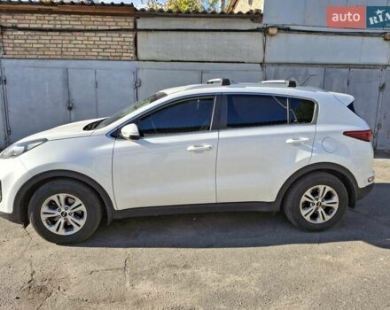 Белый Киа Sportage, объемом двигателя 1.69 л и пробегом 65 тыс. км за 21200 $, фото 1 на Automoto.ua