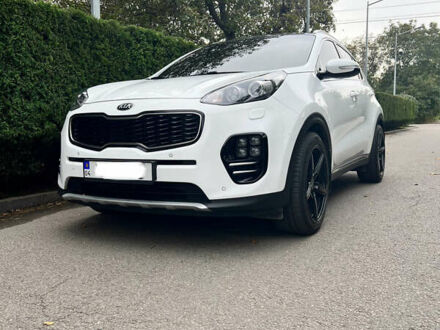 Киа Sportage 2017 в Днепре (Днепропетровске) на Automoto.ua Белый Киа Sportage, объемом двигателя 1.59 л и пробегом 67 тыс. км за 19500 $, фото 1 на Automoto.ua
