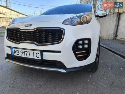 Киа Sportage 2017 в Виннице на Automoto.ua Белый Киа Sportage, объемом двигателя 2 л и пробегом 149 тыс. км за 20750 $, фото 1 на Automoto.ua