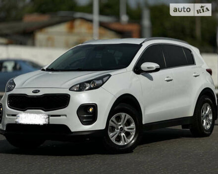 Белый Киа Sportage, объемом двигателя 1.69 л и пробегом 134 тыс. км за 13800 $, фото 1 на Automoto.ua