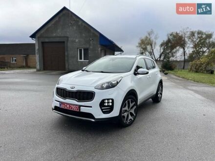 Киа Sportage 2017 в Радивилове на Automoto.ua Белый Киа Sportage, объемом двигателя 1.59 л и пробегом 150 тыс. км за 17900 $, фото 1 на Automoto.ua