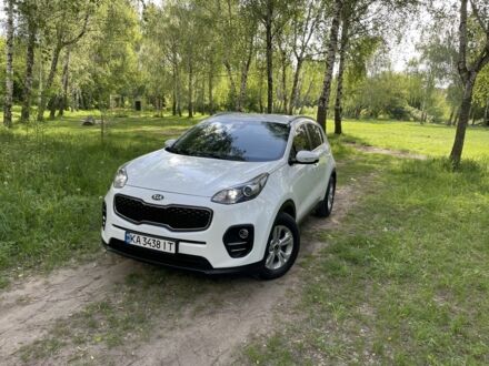 Белый Киа Sportage, объемом двигателя 1.7 л и пробегом 147 тыс. км за 16900 $, фото 1 на Automoto.ua