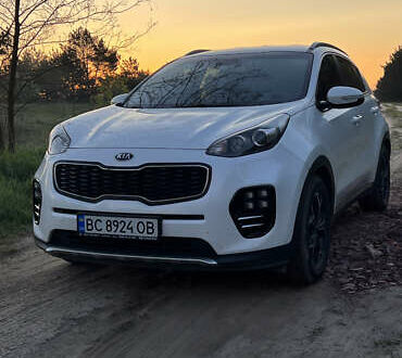 Білий Кіа Sportage, об'ємом двигуна 2 л та пробігом 189 тис. км за 17000 $, фото 1 на Automoto.ua