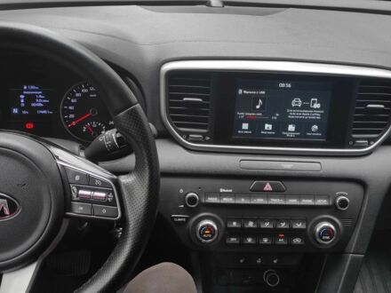 Білий Кіа Sportage, об'ємом двигуна 1.6 л та пробігом 175 тис. км за 776000 $, фото 1 на Automoto.ua