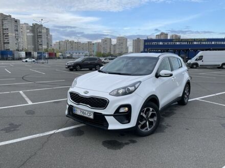 Белый Киа Sportage, объемом двигателя 1.6 л и пробегом 132 тыс. км за 17700 $, фото 1 на Automoto.ua