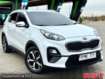 Білий Кіа Sportage, об'ємом двигуна 1.6 л та пробігом 82 тис. км за 15500 $, фото 1 на Automoto.ua