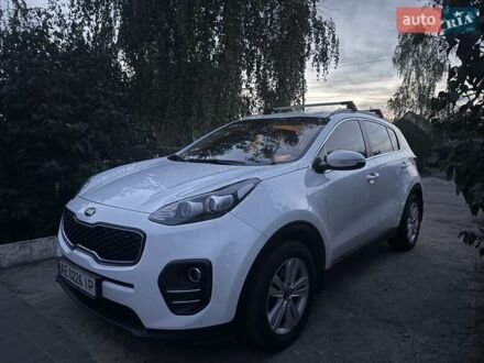 Белый Киа Sportage, объемом двигателя 1.69 л и пробегом 99 тыс. км за 20000 $, фото 1 на Automoto.ua