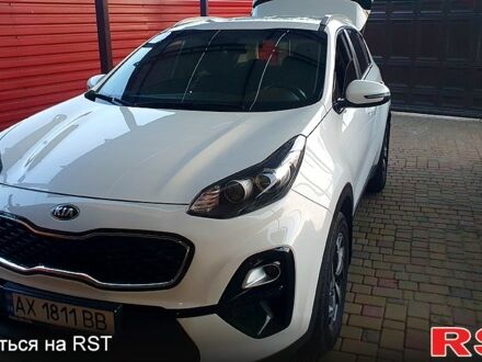 Кіа Sportage 2018 у Харкові на Automoto.ua Білий Кіа Sportage, об'ємом двигуна 1.6 л та пробігом 72 тис. км за 18000 $, фото 1 на Automoto.ua