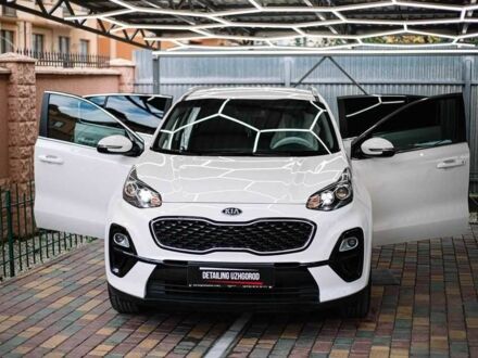 Белый Киа Sportage, объемом двигателя 1.6 л и пробегом 56 тыс. км за 18500 $, фото 1 на Automoto.ua