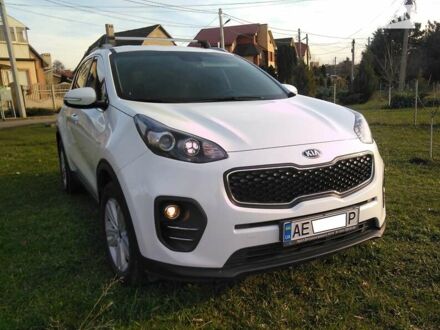 Білий Кіа Sportage, об'ємом двигуна 1.69 л та пробігом 74 тис. км за 18500 $, фото 1 на Automoto.ua