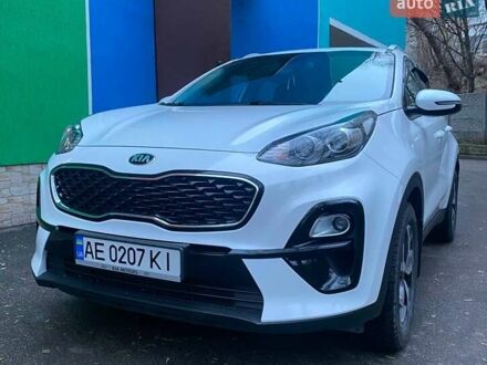 Киа Sportage 2018 в Днепре (Днепропетровске) на Automoto.ua Белый Киа Sportage, объемом двигателя 1.6 л и пробегом 61 тыс. км за 21300 $, фото 1 на Automoto.ua
