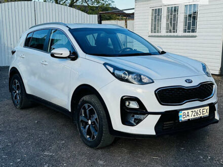 Білий Кіа Sportage, об'ємом двигуна 1.59 л та пробігом 124 тис. км за 18000 $, фото 1 на Automoto.ua