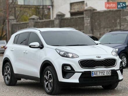 Белый Киа Sportage, объемом двигателя 1.59 л и пробегом 60 тыс. км за 17700 $, фото 1 на Automoto.ua