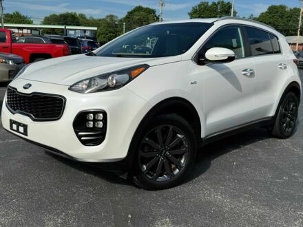 Киа Sportage 2019 в Черновцах на Automoto.ua Белый Киа Sportage, объемом двигателя 2.4 л и пробегом 46 тыс. км за 14700 $, фото 1 на Automoto.ua