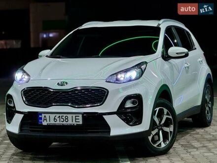 Білий Кіа Sportage, об'ємом двигуна 1.6 л та пробігом 72 тис. км за 18900 $, фото 1 на Automoto.ua