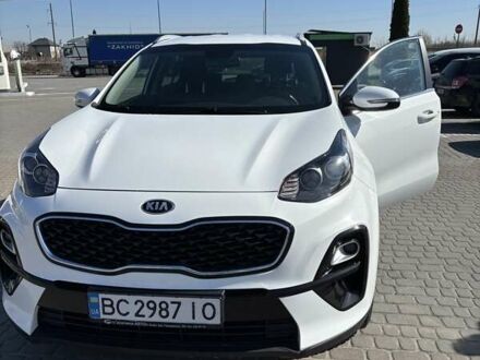Білий Кіа Sportage, об'ємом двигуна 1.59 л та пробігом 140 тис. км за 16700 $, фото 1 на Automoto.ua