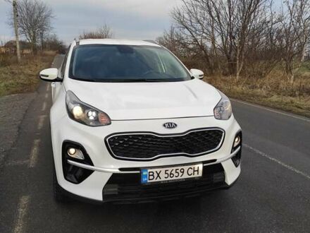Киа Sportage 2019 в Казатине на Automoto.ua Белый Киа Sportage, объемом двигателя 1.59 л и пробегом 88 тыс. км за 15300 $, фото 1 на Automoto.ua
