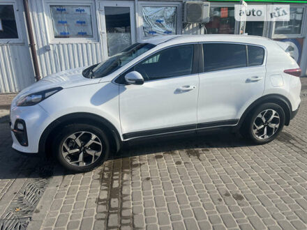 Кіа Sportage 2019 у Ирпене на Automoto.ua Білий Кіа Sportage, об'ємом двигуна 1.59 л та пробігом 850 тис. км за 19000 $, фото 1 на Automoto.ua