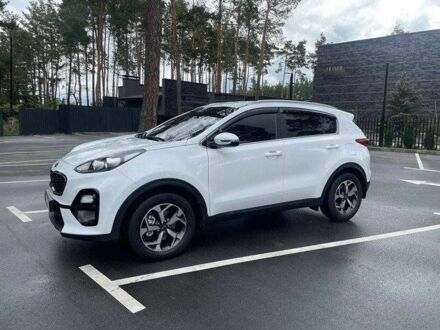 Киа Sportage 2019 в Львове на Automoto.ua Белый Киа Sportage, объемом двигателя 1.6 л и пробегом 108 тыс. км за 12900 $, фото 1 на Automoto.ua