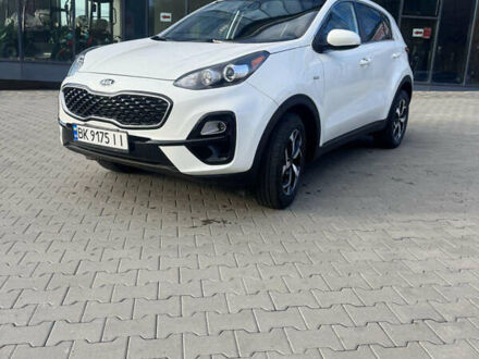 Белый Киа Sportage, объемом двигателя 2.36 л и пробегом 45 тыс. км за 17500 $, фото 1 на Automoto.ua