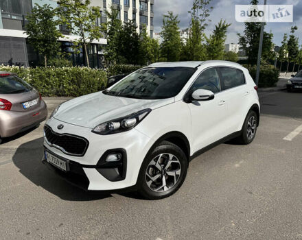 Белый Киа Sportage, объемом двигателя 1.59 л и пробегом 43 тыс. км за 18300 $, фото 1 на Automoto.ua