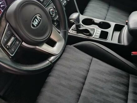 Белый Киа Sportage, объемом двигателя 1.59 л и пробегом 67 тыс. км за 19500 $, фото 1 на Automoto.ua