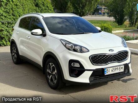 Киа Sportage 2020 в Полтаве на Automoto.ua Белый Киа Sportage, объемом двигателя 16 л и пробегом 104 тыс. км за 21000 $, фото 1 на Automoto.ua