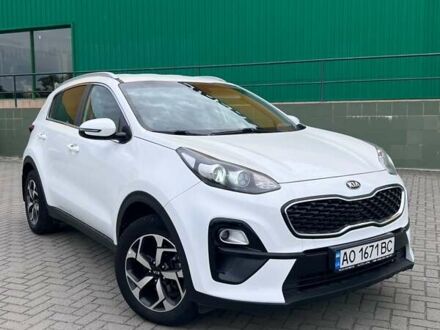 Белый Киа Sportage, объемом двигателя 1.6 л и пробегом 127 тыс. км за 18600 $, фото 1 на Automoto.ua