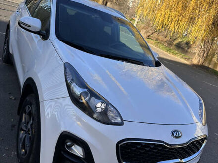 Білий Кіа Sportage, об'ємом двигуна 1.59 л та пробігом 69 тис. км за 17500 $, фото 1 на Automoto.ua