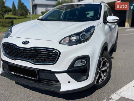 Белый Киа Sportage, объемом двигателя 1.59 л и пробегом 64 тыс. км за 16600 $, фото 1 на Automoto.ua