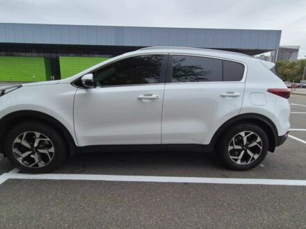 Белый Киа Sportage, объемом двигателя 1.6 л и пробегом 86 тыс. км за 20500 $, фото 1 на Automoto.ua